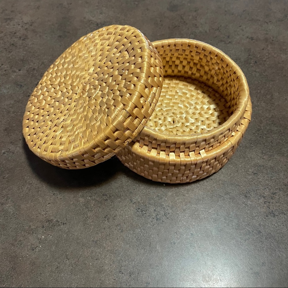Vintage boho wicker basket